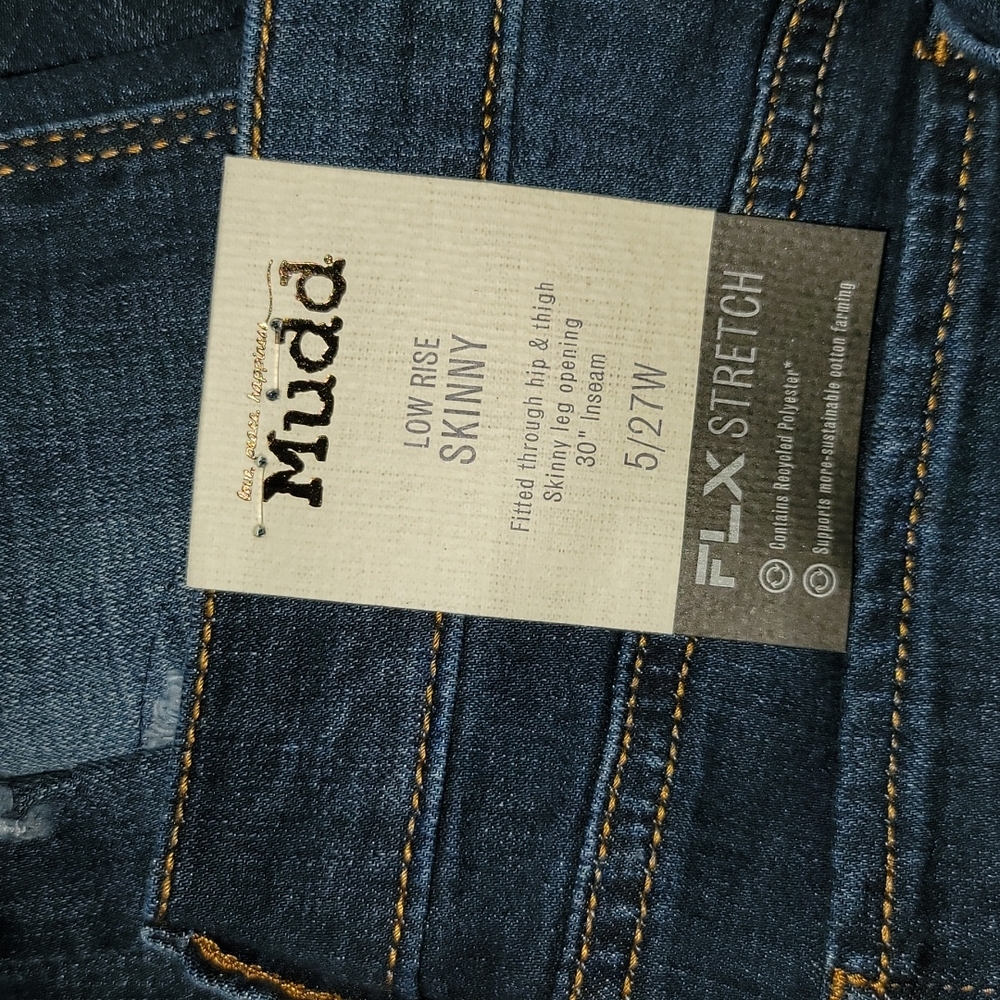 Low-rise skinny jeans by Mudd - Picture 5 of 5
